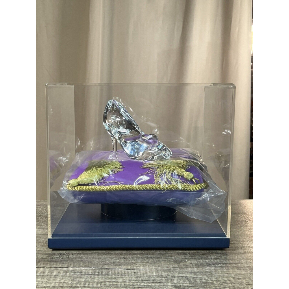 Master Replicas Disney Cinderella Glass Slipper Collectible Limited Edition 2500 - Picture 6 of 16